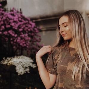 Meet your Posher, Kendall